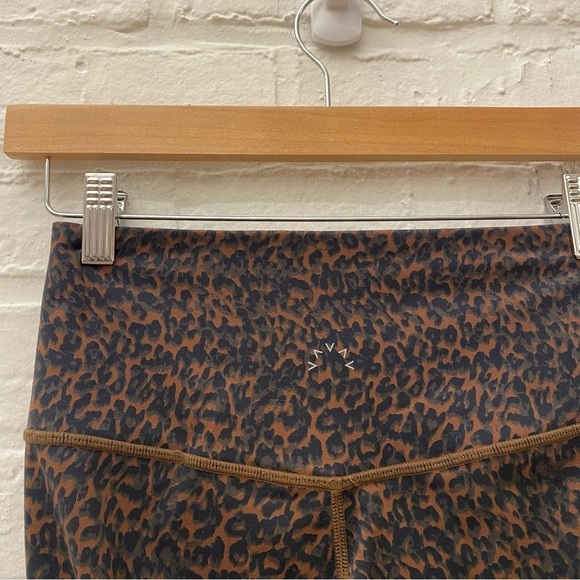 Varley || Let’s Move High Rise Leggings Bronze Distorted Cheetah Brown Small - Picture 4 of 10